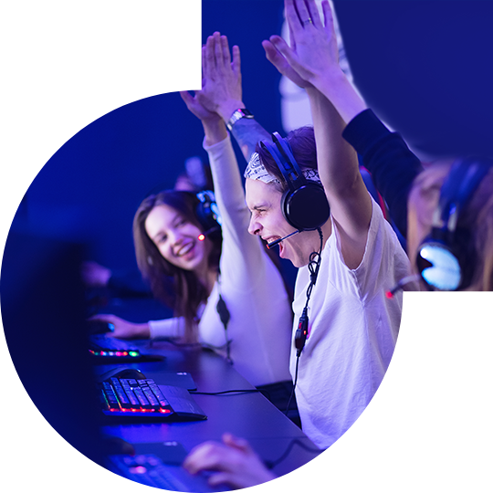 尊时凯龙独家双向驱动技术<br>让电竞玩家尽情享受极致高速快感